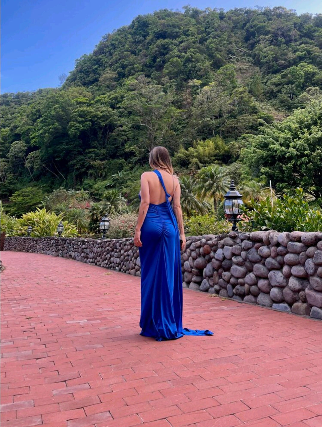VESTIDO DIVA